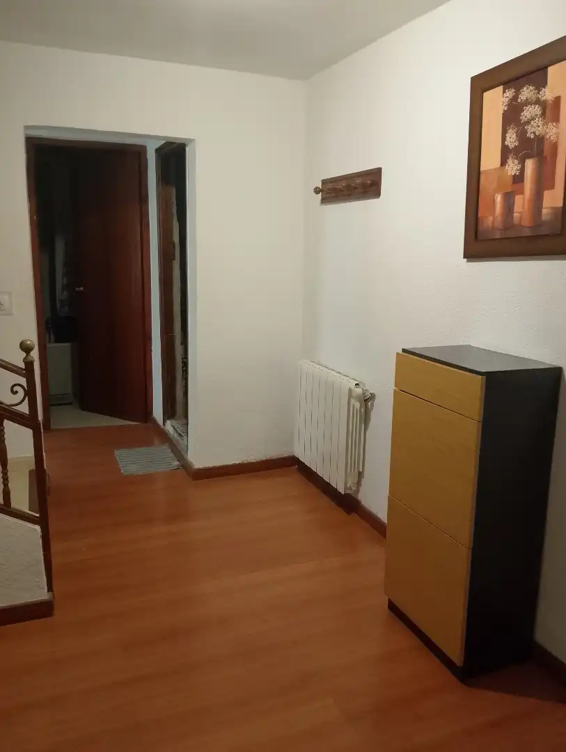 Casa adosada en venta en Calle Juego de Bolos, 16, Fresneda de la Sierra Casa adosada en venta en Fresneda de la Sierra con Calefacción, Parquet y Trastero