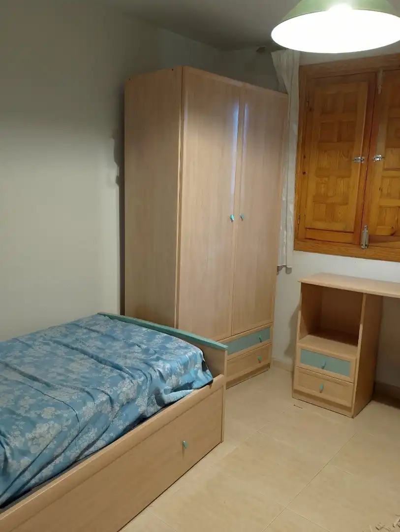 Casa adosada en venta en Calle Juego de Bolos, 16, Fresneda de la Sierra Habitación de Casa adosada en venta en Fresneda de la Sierra con Calefacción, Parquet y Trastero