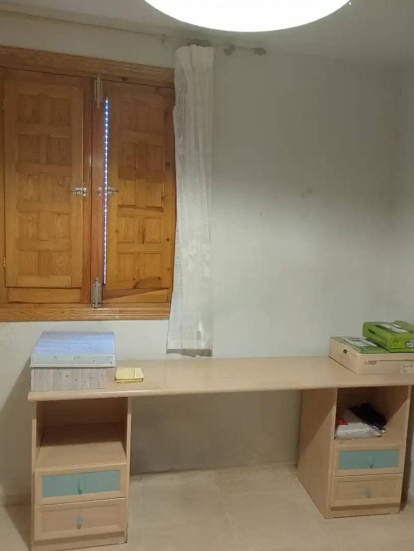 Casa adosada en venta en Calle Juego de Bolos, 16, Fresneda de la Sierra Casa adosada en venta en Fresneda de la Sierra con Calefacción, Parquet y Trastero