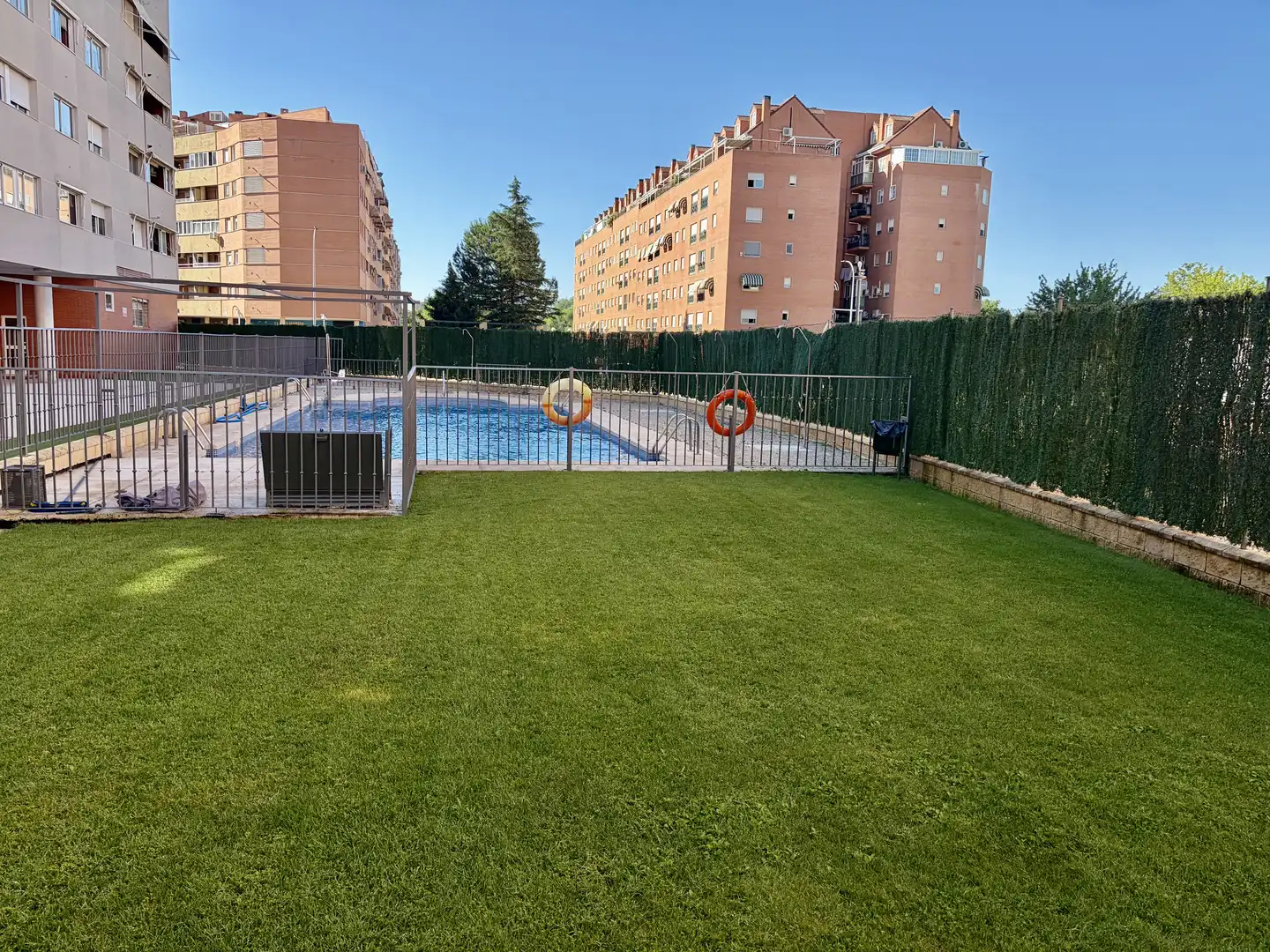 Ático en venta en Glorieta de Jacinto Benavente, 1, Ensanche Piscina de Ático en venta en Alcalá de Henares con Aire acondicionado, Calefacción y Parquet