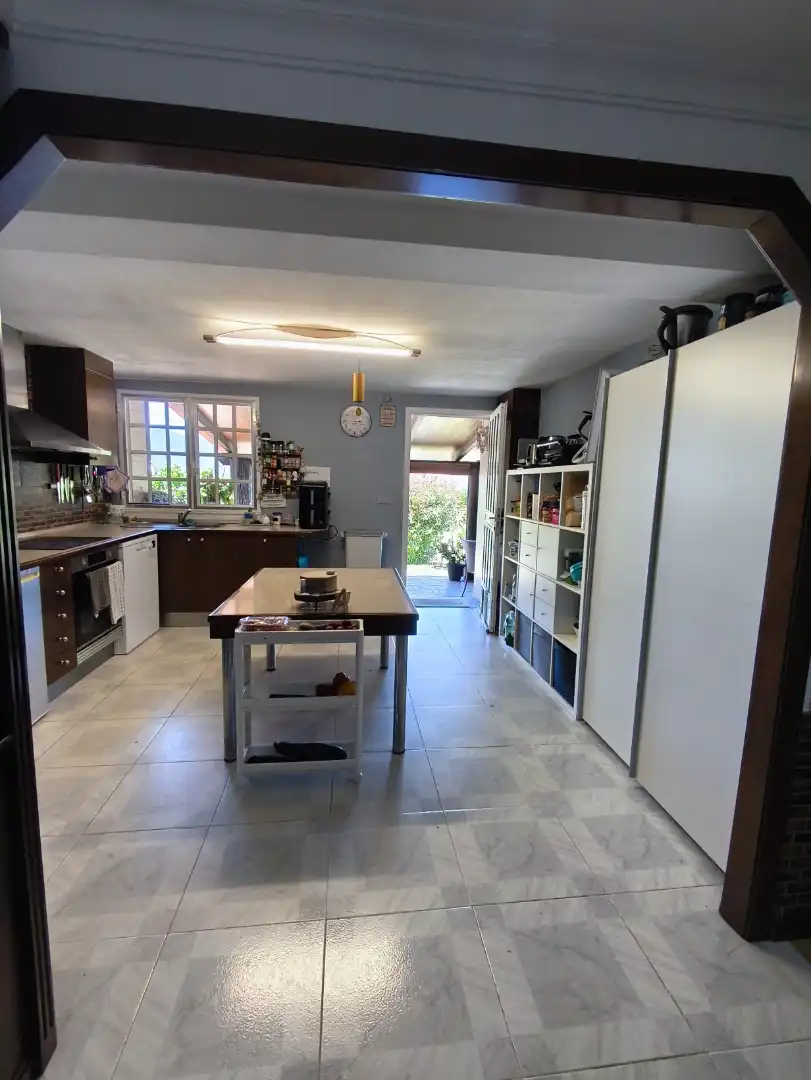 Casa o chalet en venta en Rúa Albar, 41, San Xoán de Poio Cocina de Casa o chalet en venta en Poio con Calefacción, Jardín privado y Terraza