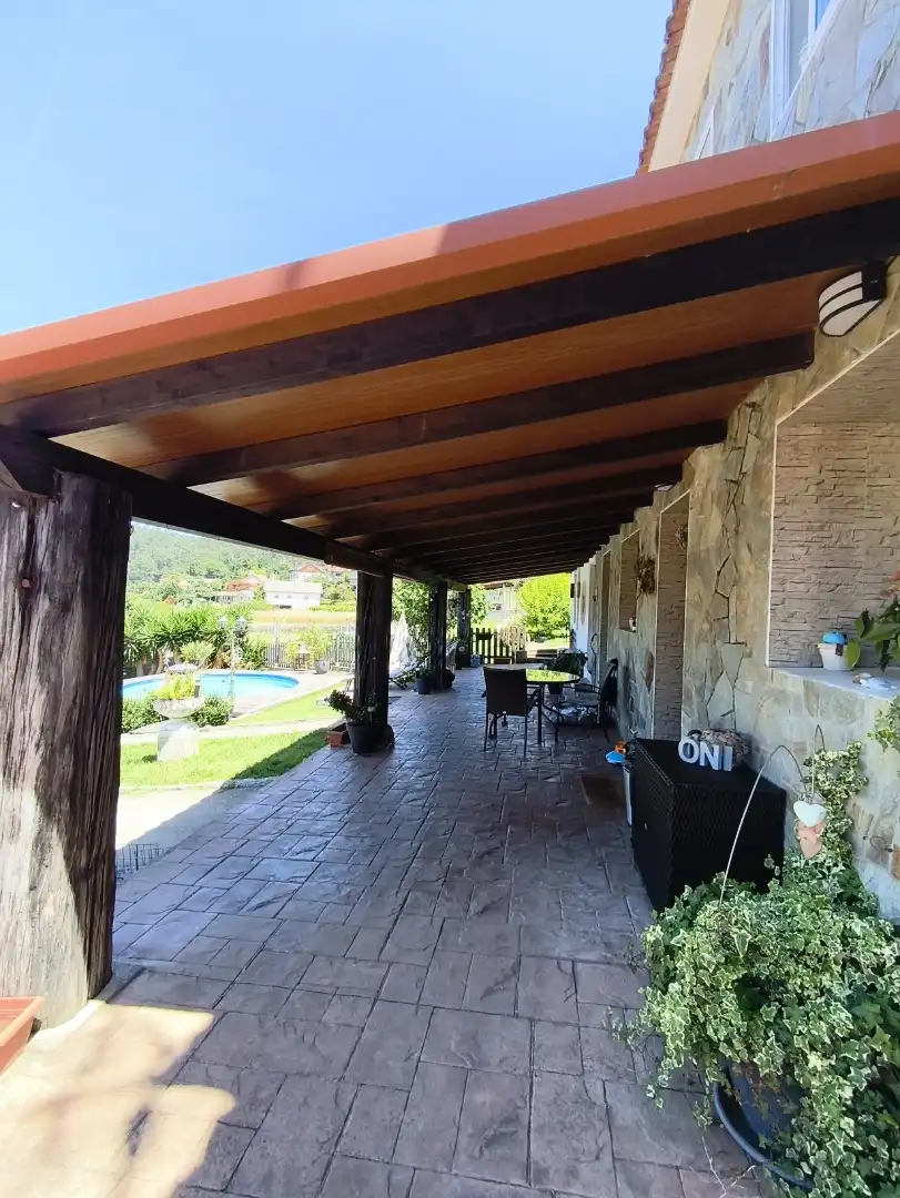 Casa o chalet en venta en Rúa Albar, 41, San Xoán de Poio Terraza de Casa o chalet en venta en Poio con Calefacción, Jardín privado y Terraza