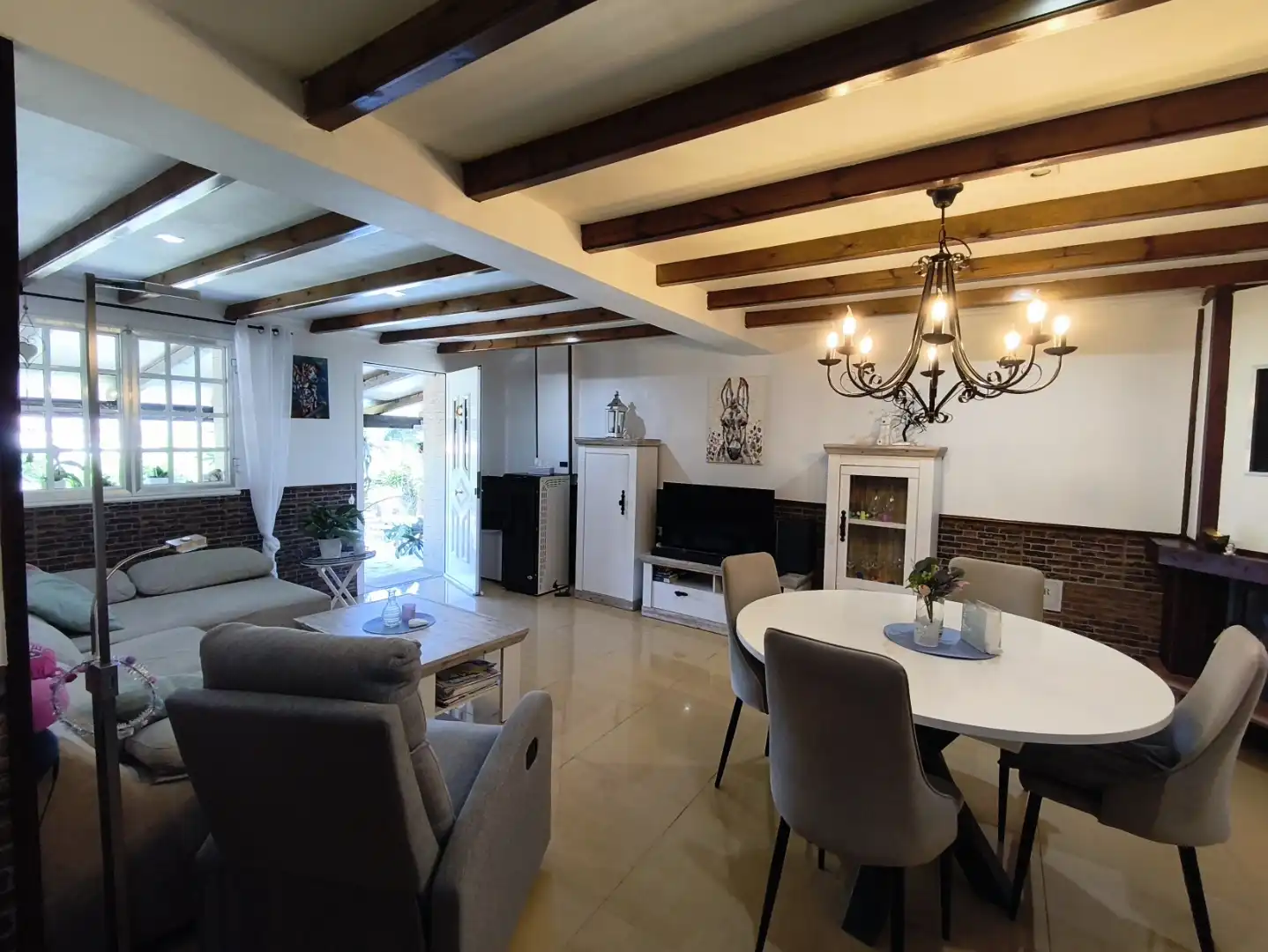 Casa o chalet en venta en Rúa Albar, 41, San Xoán de Poio Sala de estar de Casa o chalet en venta en Poio con Calefacción, Jardín privado y Terraza