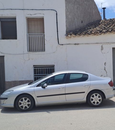 Casa adosada en venta en Calle Cañada, 11, Requena, Valencia - imagen 2 Foto 2 de Casa adosada en venta en Calle Cañada, 11, Requena, Valencia