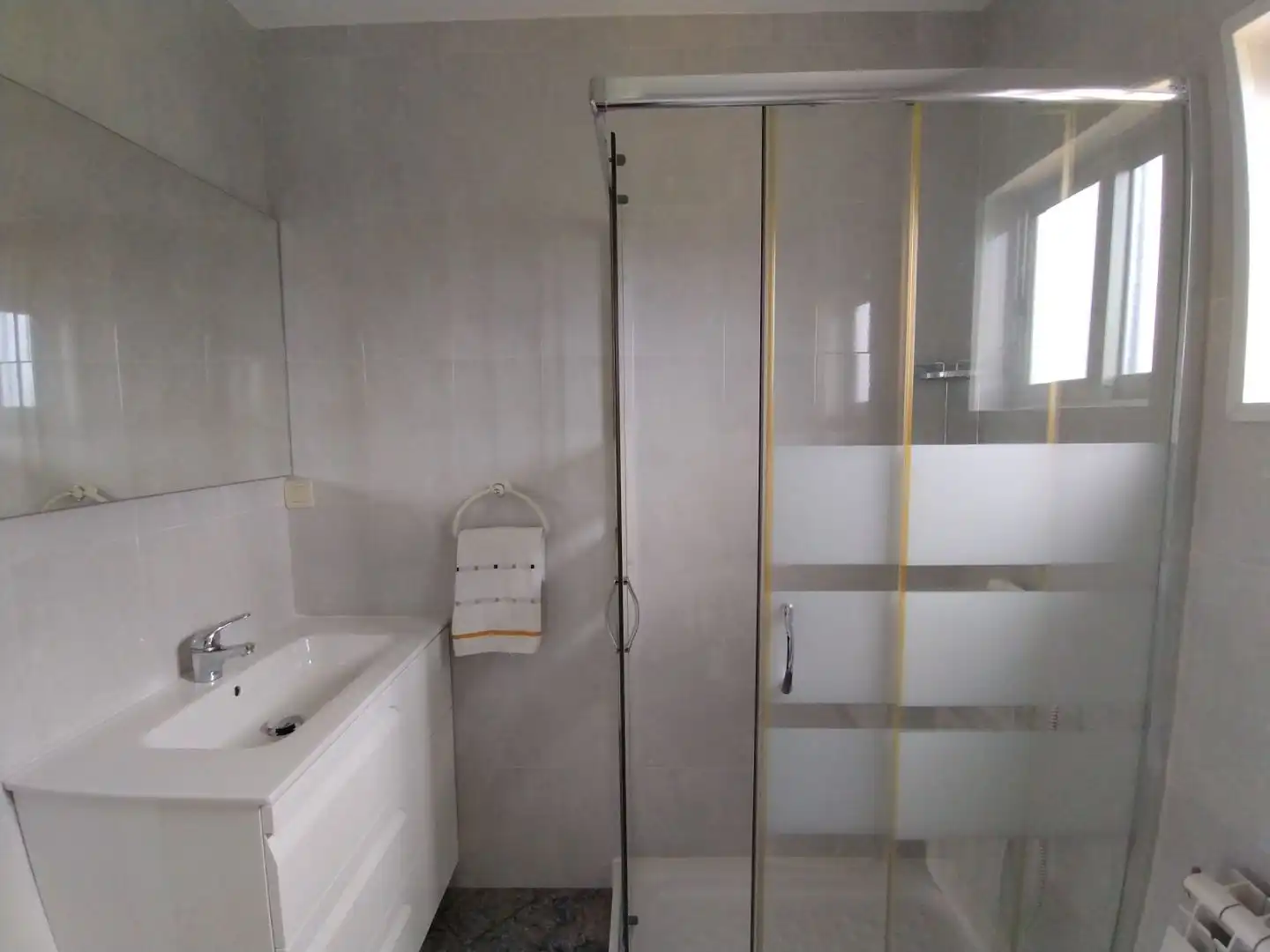 Piso en venta en la Caleya, 5, Castropol Baño de Piso en venta en Castropol con Calefacción, Jardín privado y Terraza