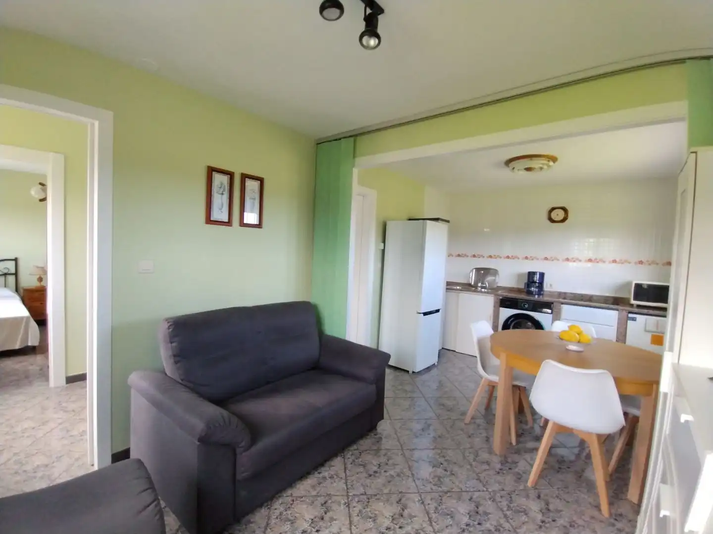 Piso en venta en la Caleya, 5, Castropol Sala de estar de Piso en venta en Castropol con Calefacción, Jardín privado y Terraza