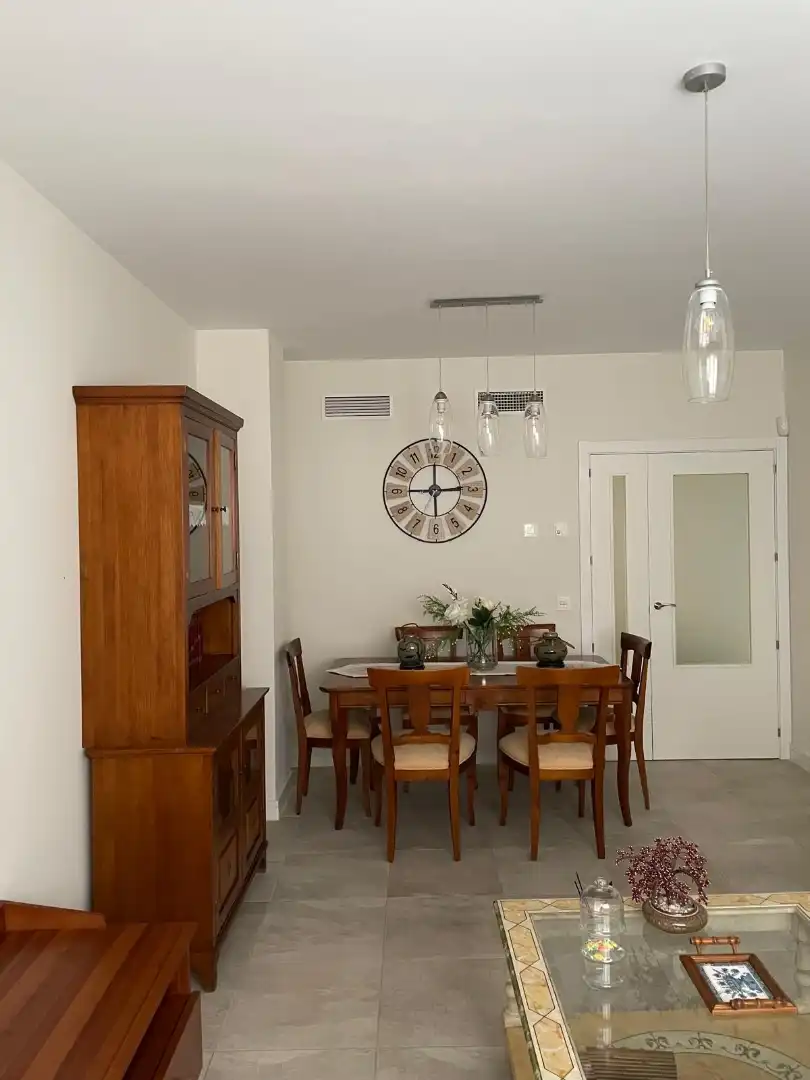 Wohnung zur Miete in Calle Gabriela Mistral, 2t, Rivas-Vaciamadrid Esszimmer von Wohnung zur Miete in Rivas-Vaciamadrid mit Terrasse, Schwimmbad und Balkon