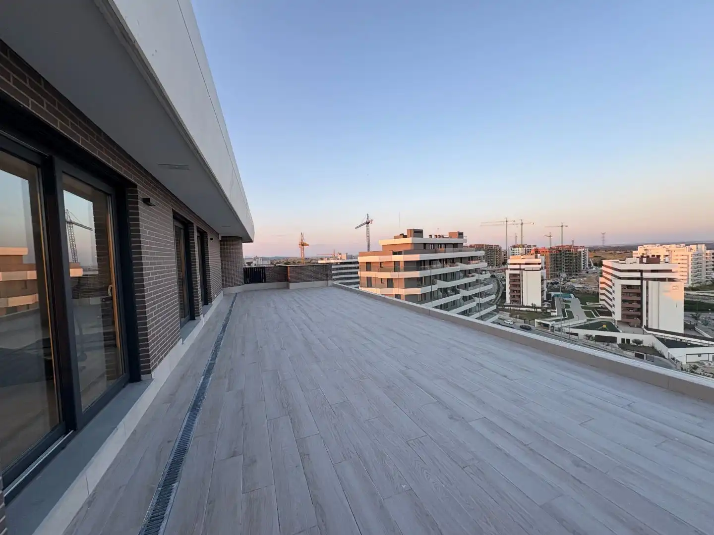 Wohnung zur Miete in Calle de Carmen Pinós, 2, Tres Cantos Terrasse von Wohnung zur Miete in Tres Cantos mit Klimaanlage, Terrasse und Schwimmbad