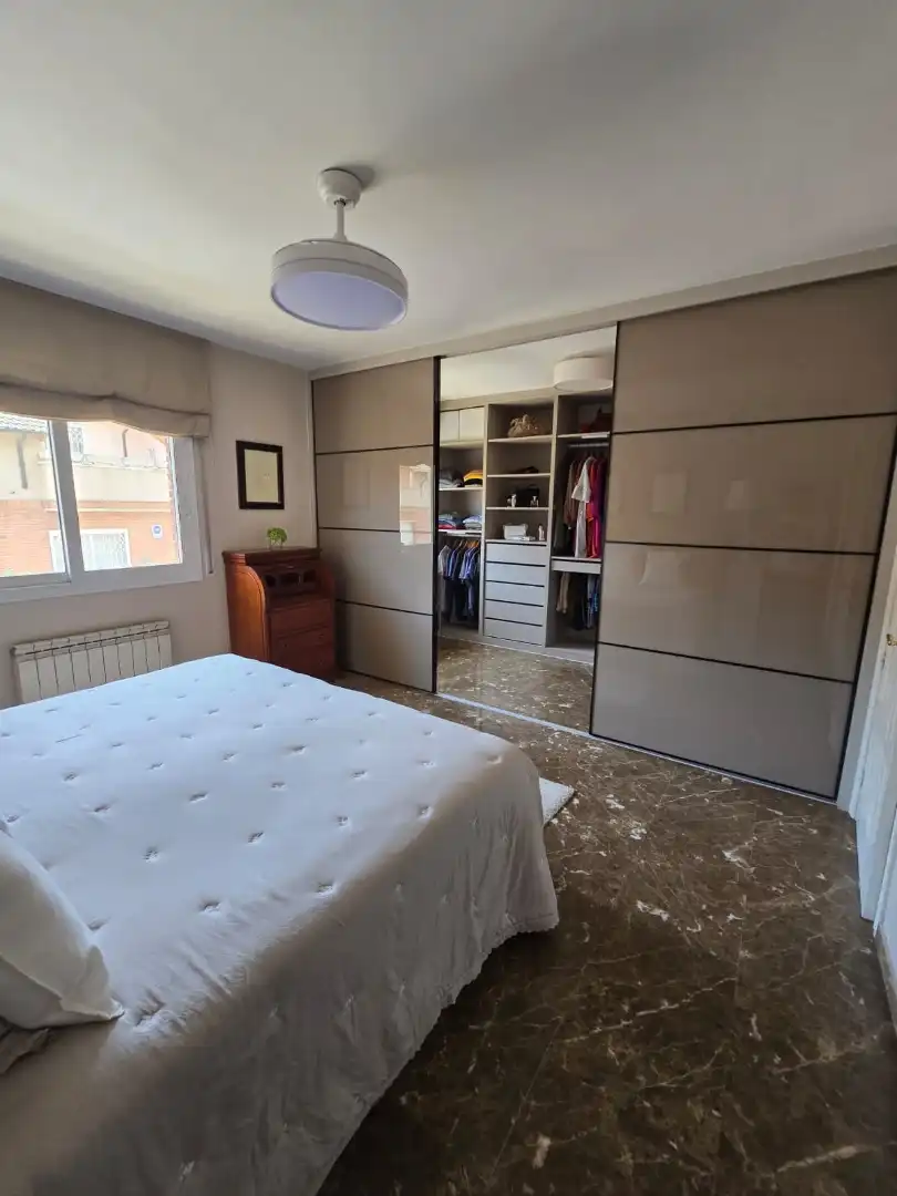Detached homes for sale in Carrer de Prat de la Riba, 61, Torrent Ballester Bedroom of Detached homes for sale in Viladecans with Terrace and Balcony