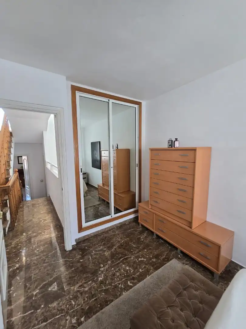 Detached homes for sale in Carrer de Prat de la Riba, 61, Torrent Ballester Bedroom of Detached homes for sale in Viladecans with Terrace and Balcony
