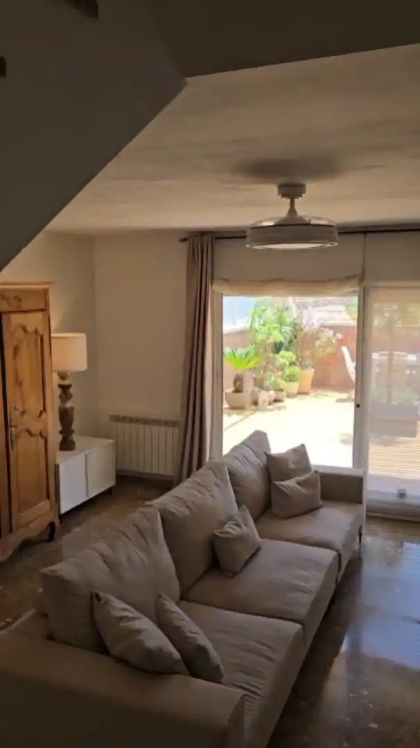 Detached homes for sale in Carrer de Prat de la Riba, 61, Torrent Ballester Living room of Detached homes for sale in Viladecans with Terrace and Balcony