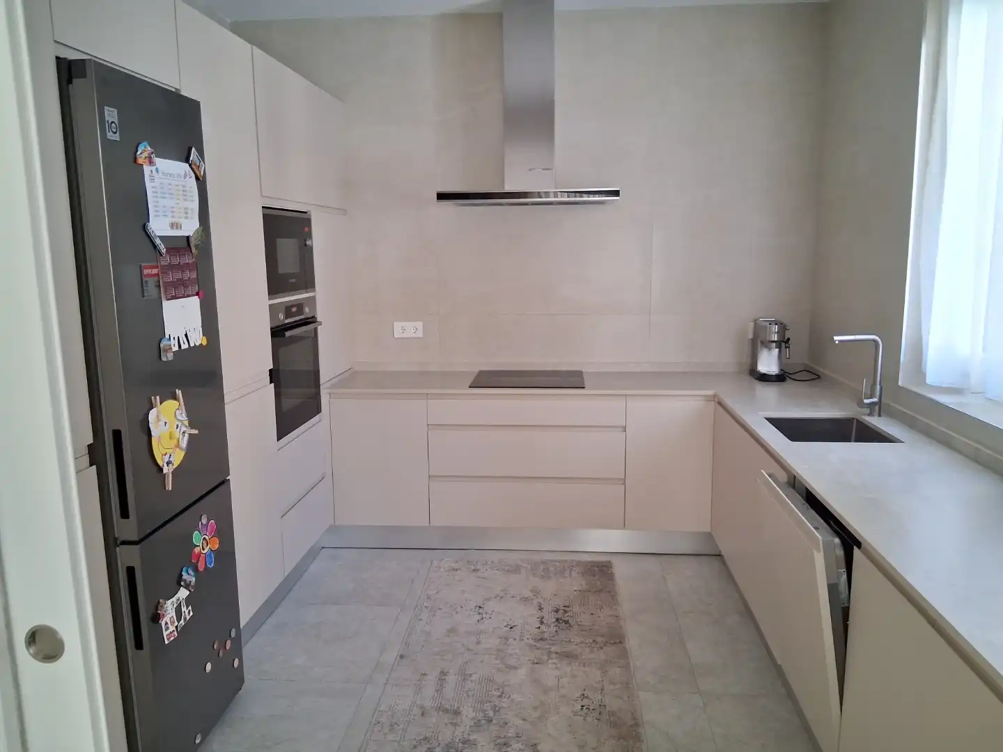 Planta baixa en venda a Calle Centauro, 34, Florida Baja Cuina de Planta baixa en venda en Alicante / Alacant amb Aire condicionat, Calefacció i Terrassa