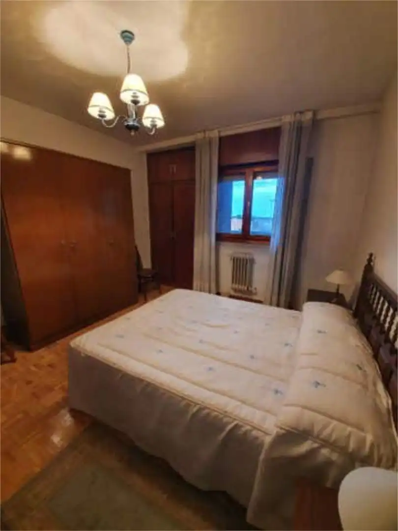 Schlafzimmer von Wohnung zum Verkauf in Olmedo mit Heizung, Privatgarten und Terrasse