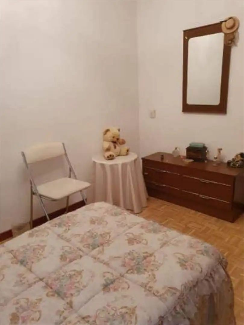 Schlafzimmer von Wohnung zum Verkauf in Olmedo mit Heizung, Privatgarten und Terrasse