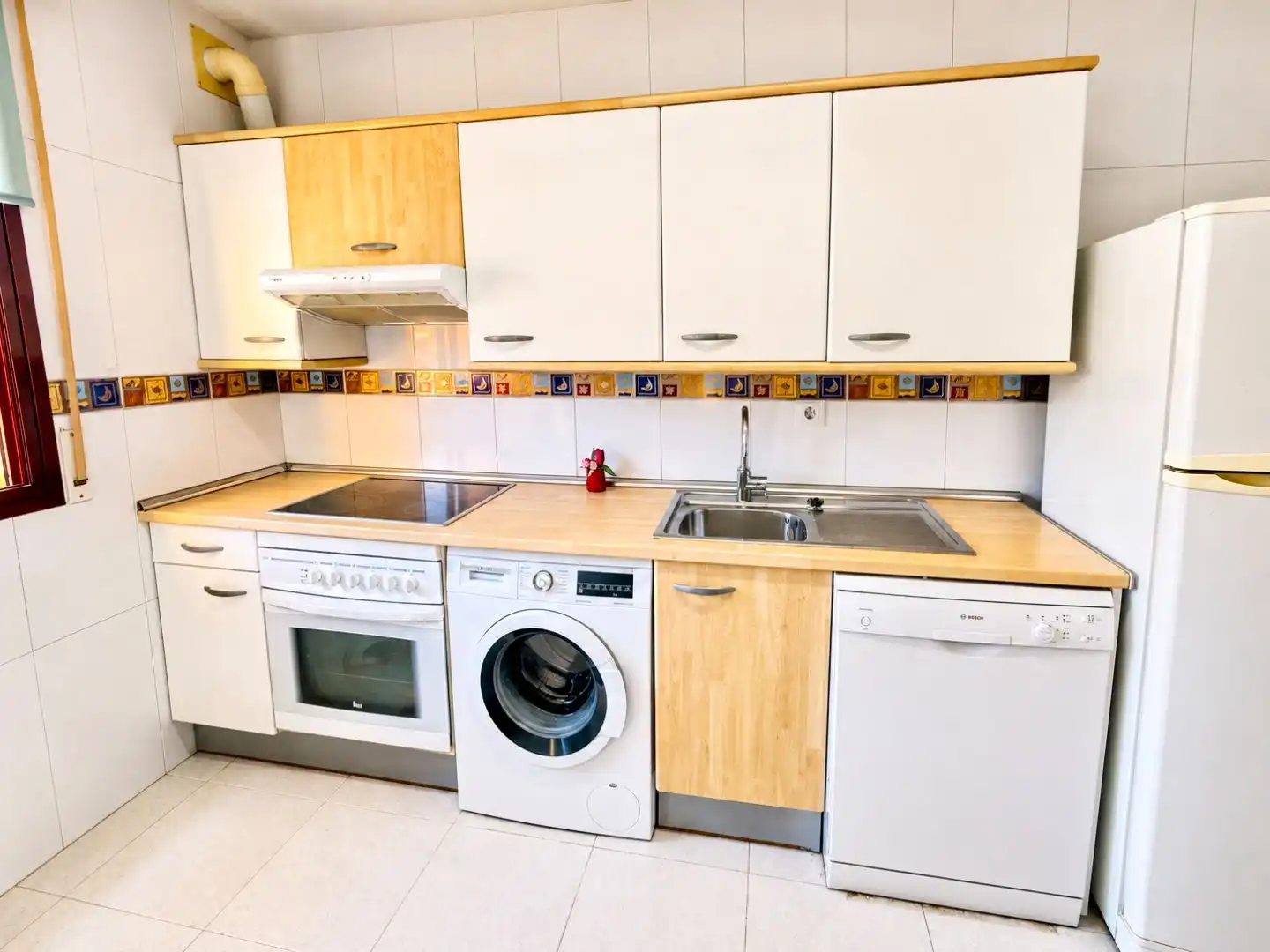 Piso de alquiler en Calle Servillas, 3, Cascajos - Piqueras Cocina de Piso de alquiler en Logroño con Calefacción, Jardín privado y Parquet