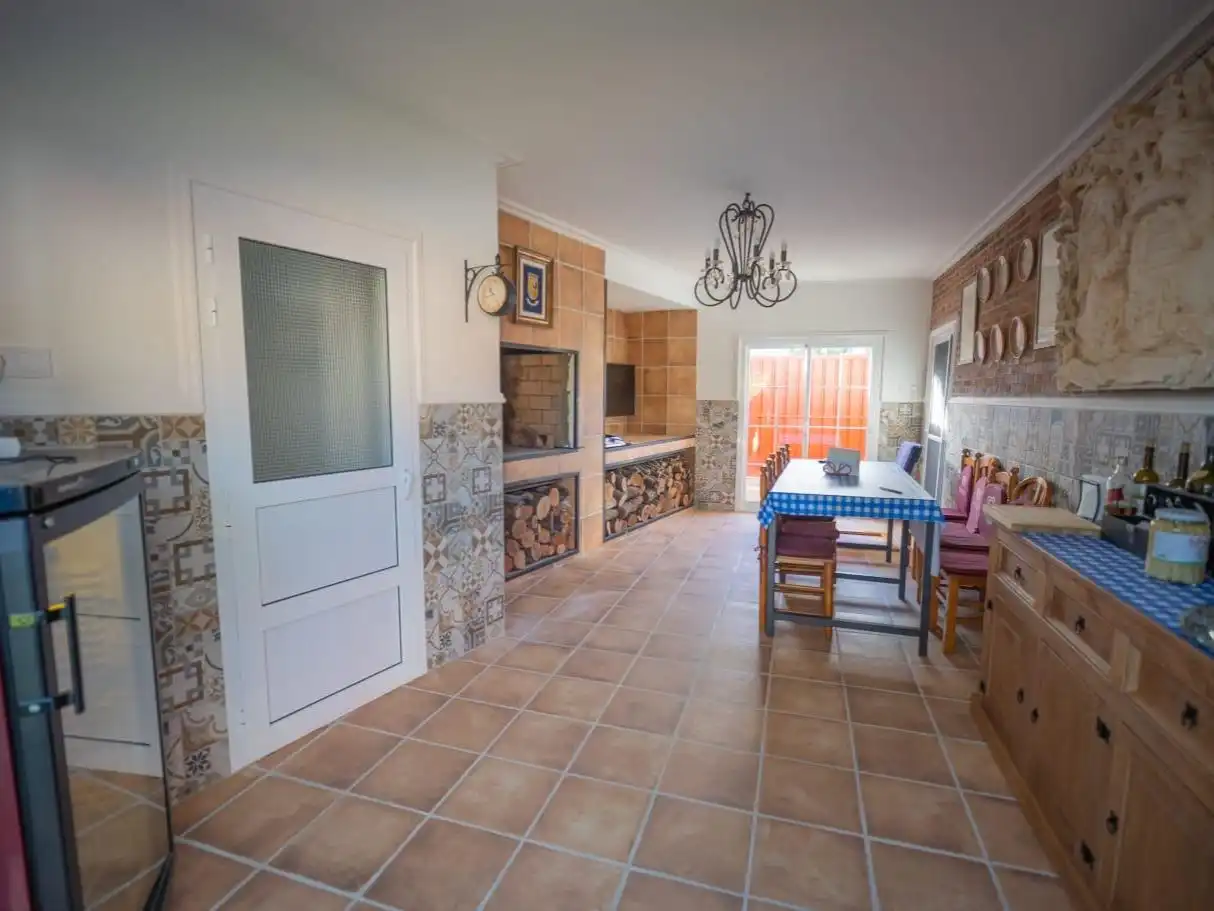 Houses for sale in Calle Junio, 255, Peña el Zorongo Kitchen of Houses for sale in Zaragoza with Air Conditioner, Heating and Private garden