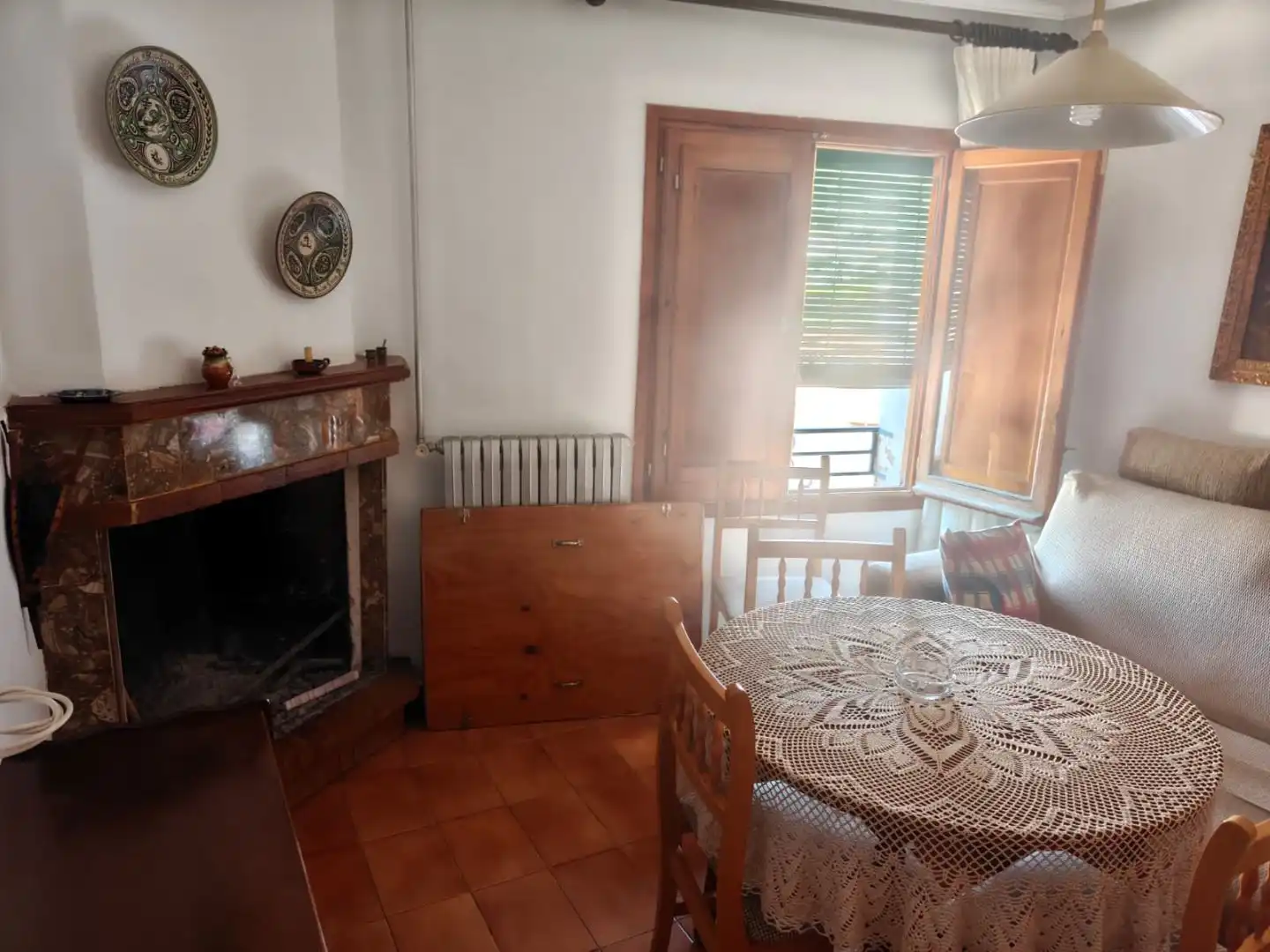 Piso en venta en Calle Carretera, Ariño Comedor de Piso en venta en Ariño con Calefacción, Terraza y Amueblado
