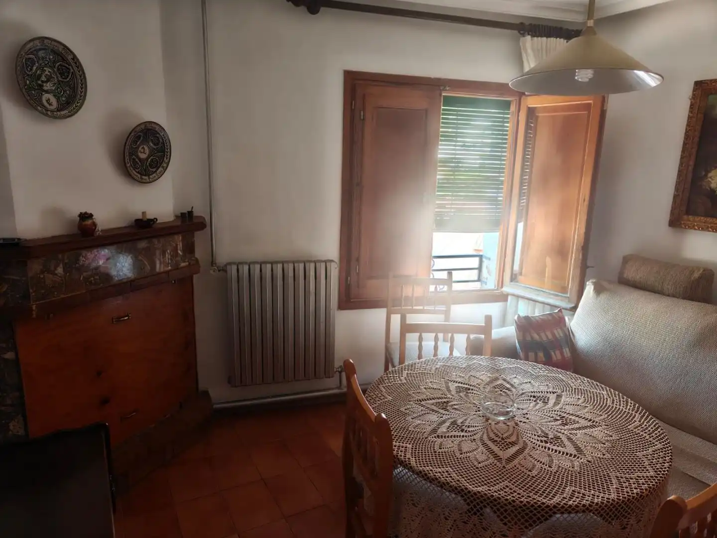 Piso en venta en Calle Carretera, Ariño Comedor de Piso en venta en Ariño con Calefacción, Terraza y Amueblado
