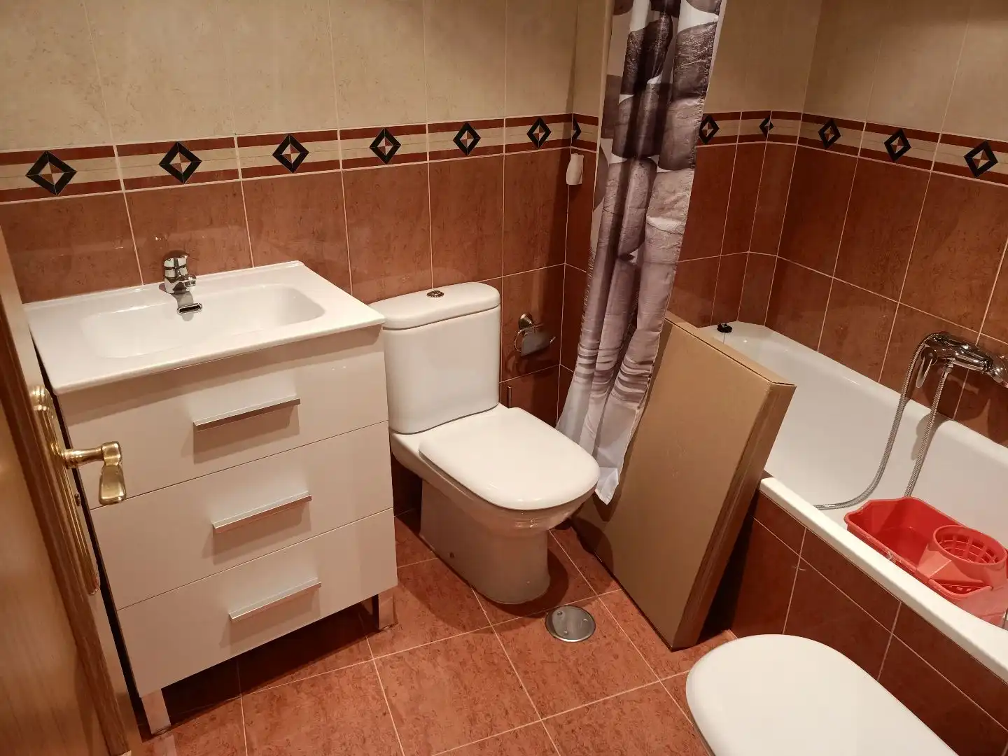 Badezimmer von Wohnung zur Miete in León Capital  mit Heizung, Parkett und Terrasse