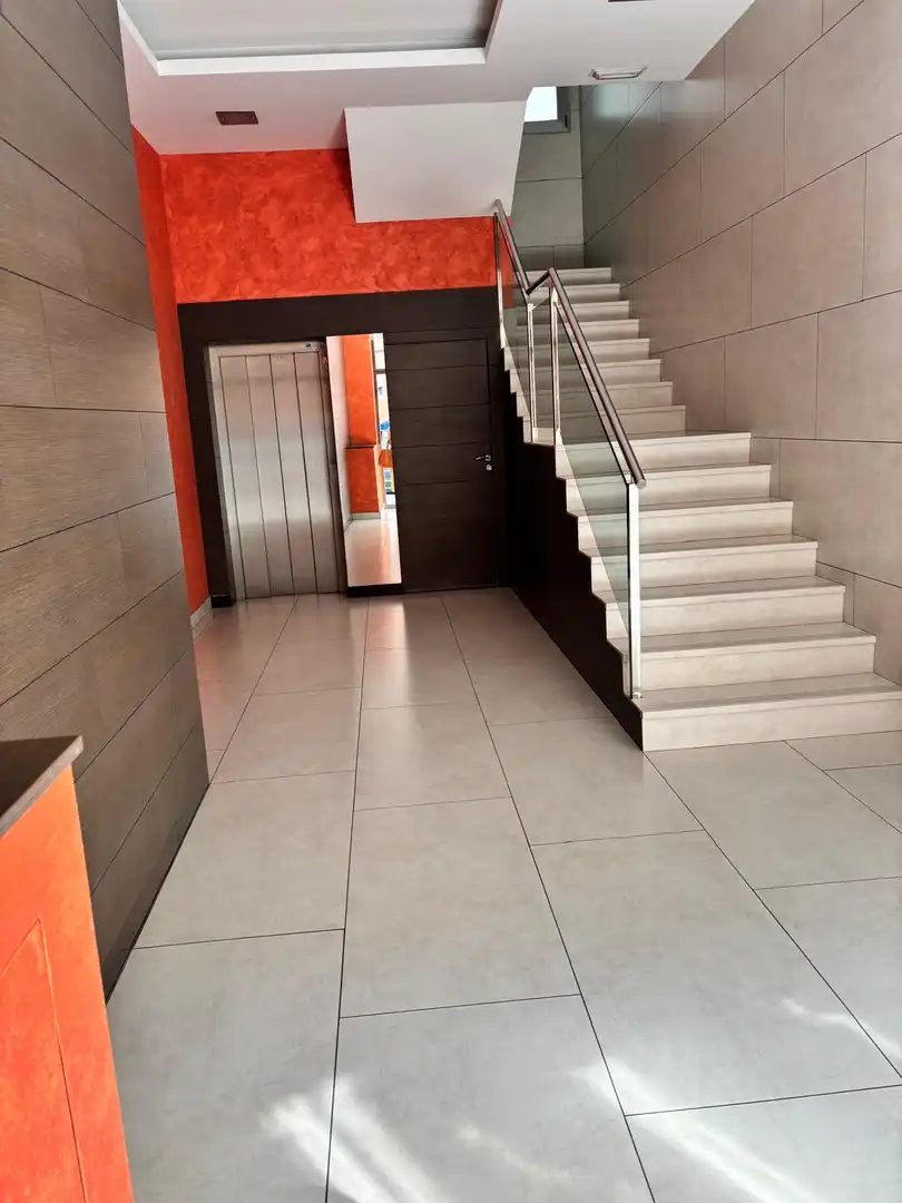 Piso en venta en Calle Calzadas, 43, Villa Pilar Piso en venta en Burgos con Calefacción, Parquet y Terraza