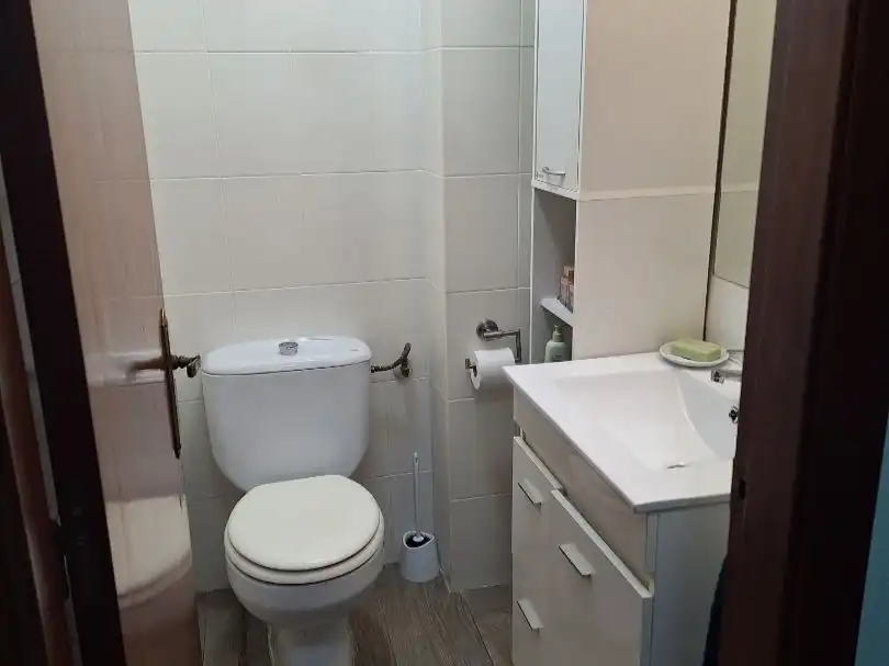 Wohnung zum Verkauf in Carrer Narcís Soler, 6, Eixample - Horta Capallera Badezimmer von Wohnung zum Verkauf in Figueres mit Klimaanlage und Balkon