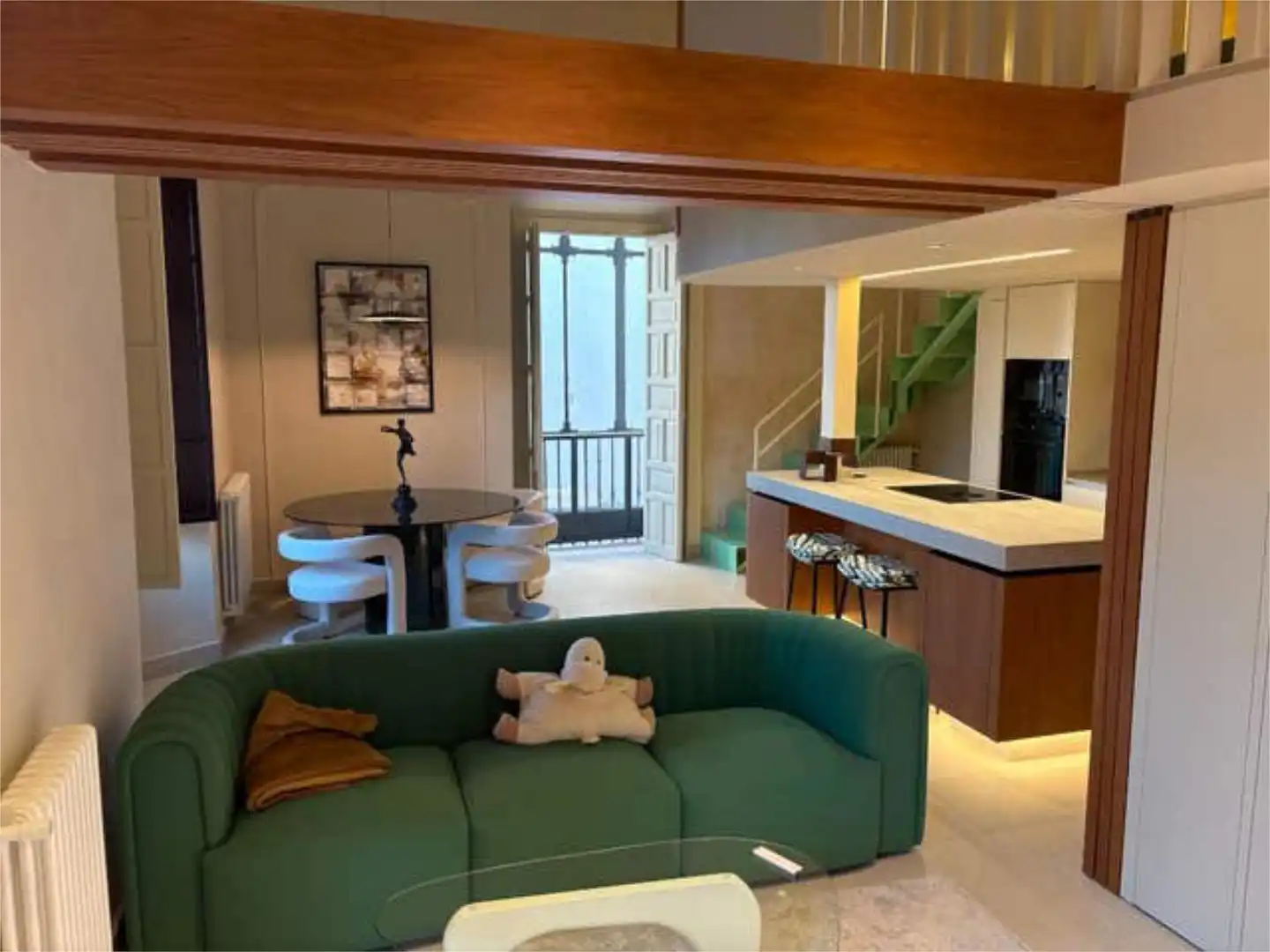 Loft de alquiler en San Vicente Sala de estar de Loft de alquiler en Sevilla con Calefacción y Amueblado