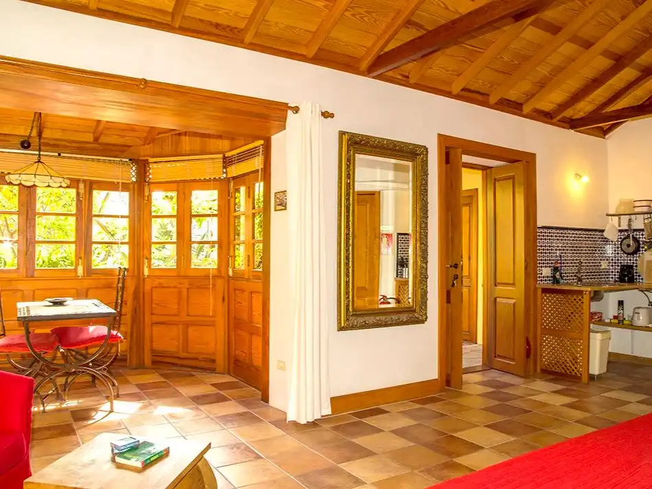 Country house zum Verkauf in Calle Barranco de Santiago, 17, San Sebastián de la Gomera Country house zum Verkauf in San Sebastián de la Gomera mit Privatgarten, Parkett und Terrasse