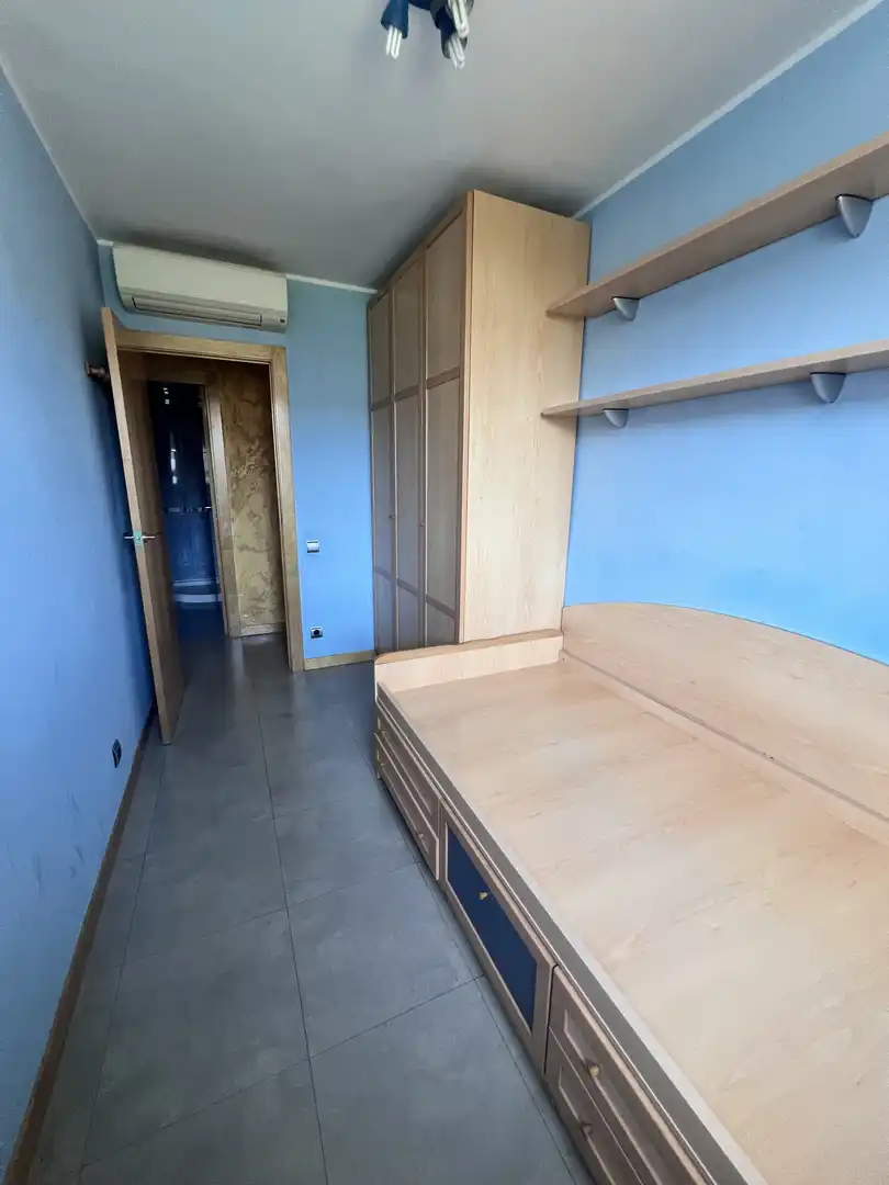 Flat for sale in Carrer D'en Josep Tarradellas, 3, Sant Joan - TV3 Bedroom of Flat for sale in Sant Joan Despí with Air Conditioner and Balcony