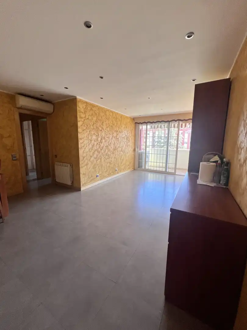 Flat for sale in Carrer D'en Josep Tarradellas, 3, Sant Joan - TV3 Bedroom of Flat for sale in Sant Joan Despí with Air Conditioner and Balcony