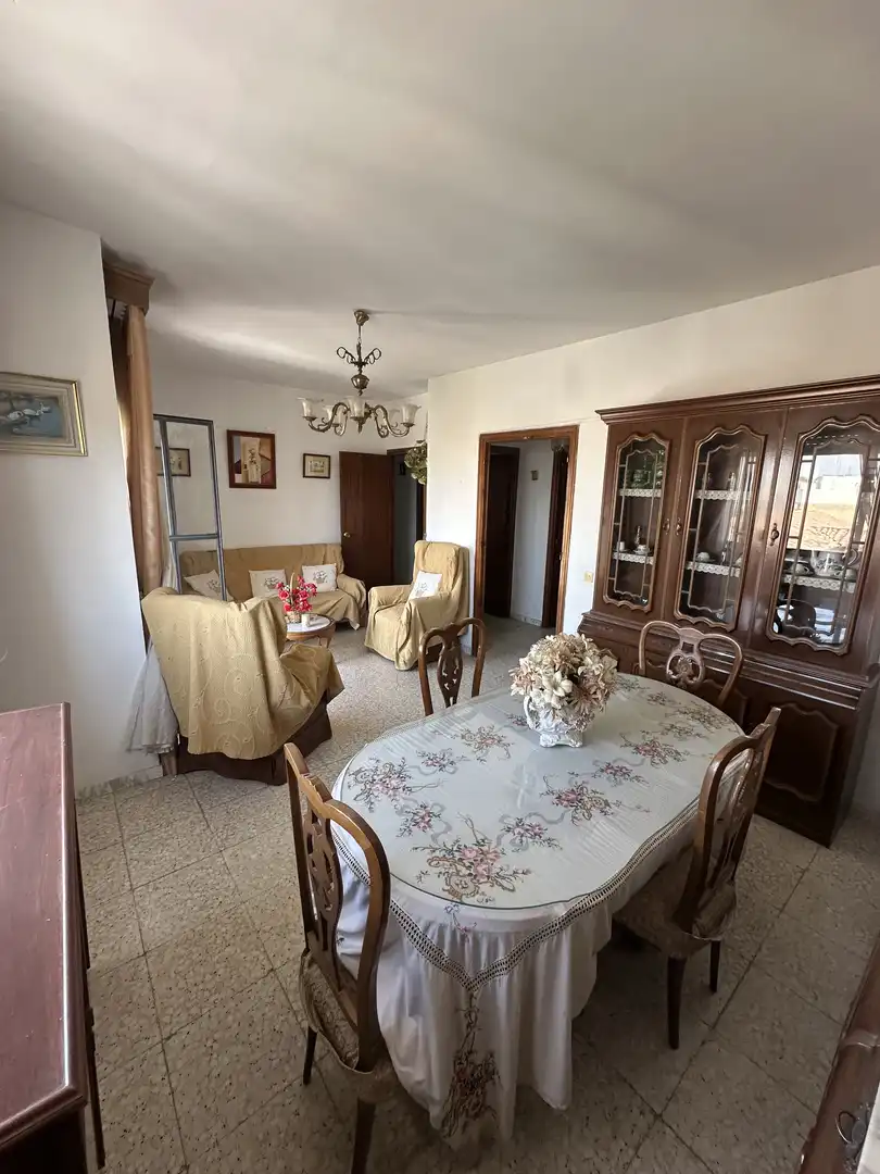 Piso en venta en Avenida Miguel Cosano, 9, Aguilar de la Frontera Sala de estar de Piso en venta en Aguilar de la Frontera con Aire acondicionado, Calefacción y Terraza