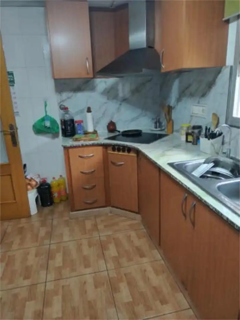 Cuina de Casa adosada en venda en Alberic amb Calefacció, Jardí privat i Terrassa