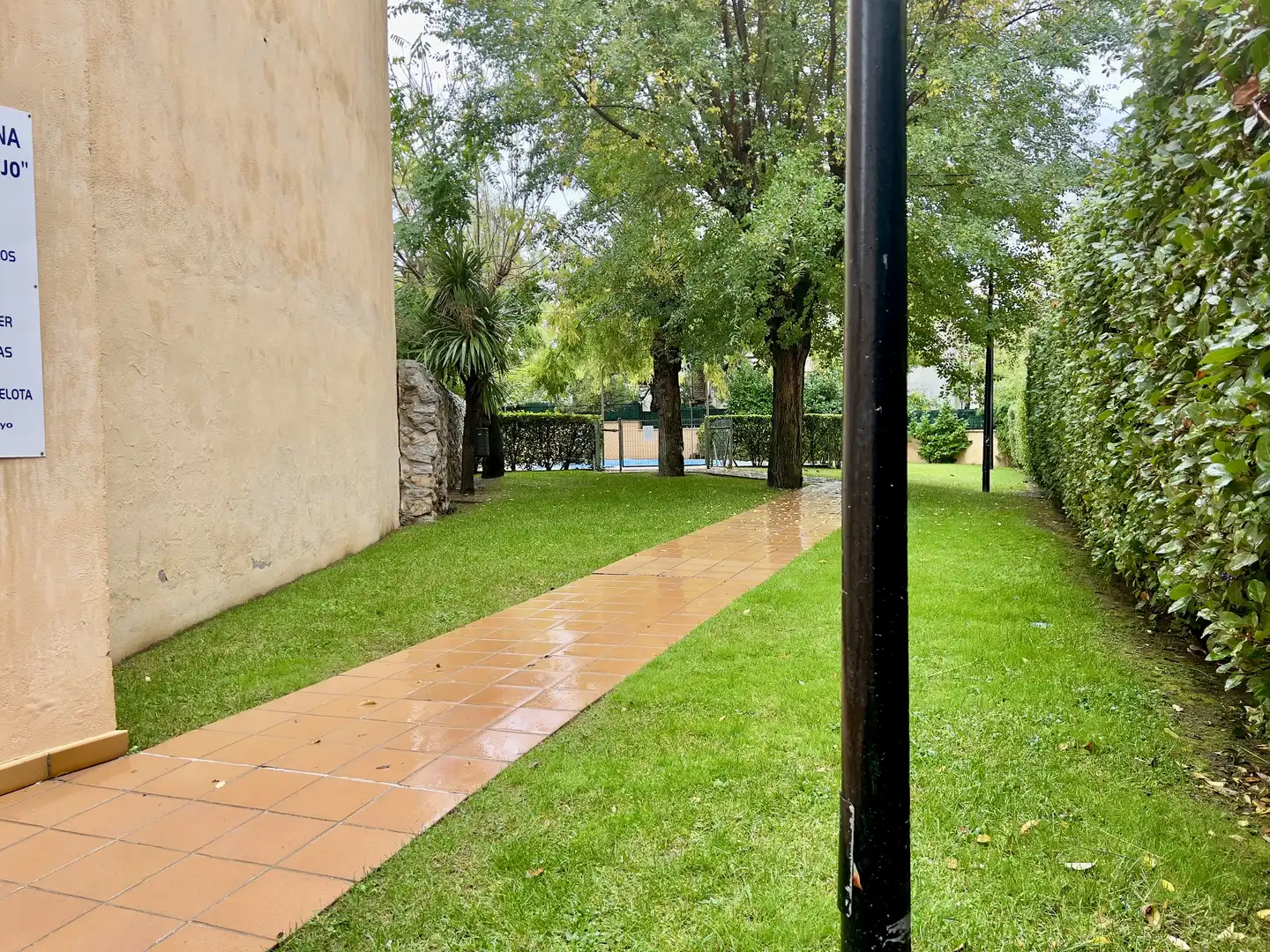 Pis en venda a Calle Espinarejo, 1, Villalba Pueblo Jardí de Pis en venda en Collado Villalba amb Calefacció, Terrassa i Piscina