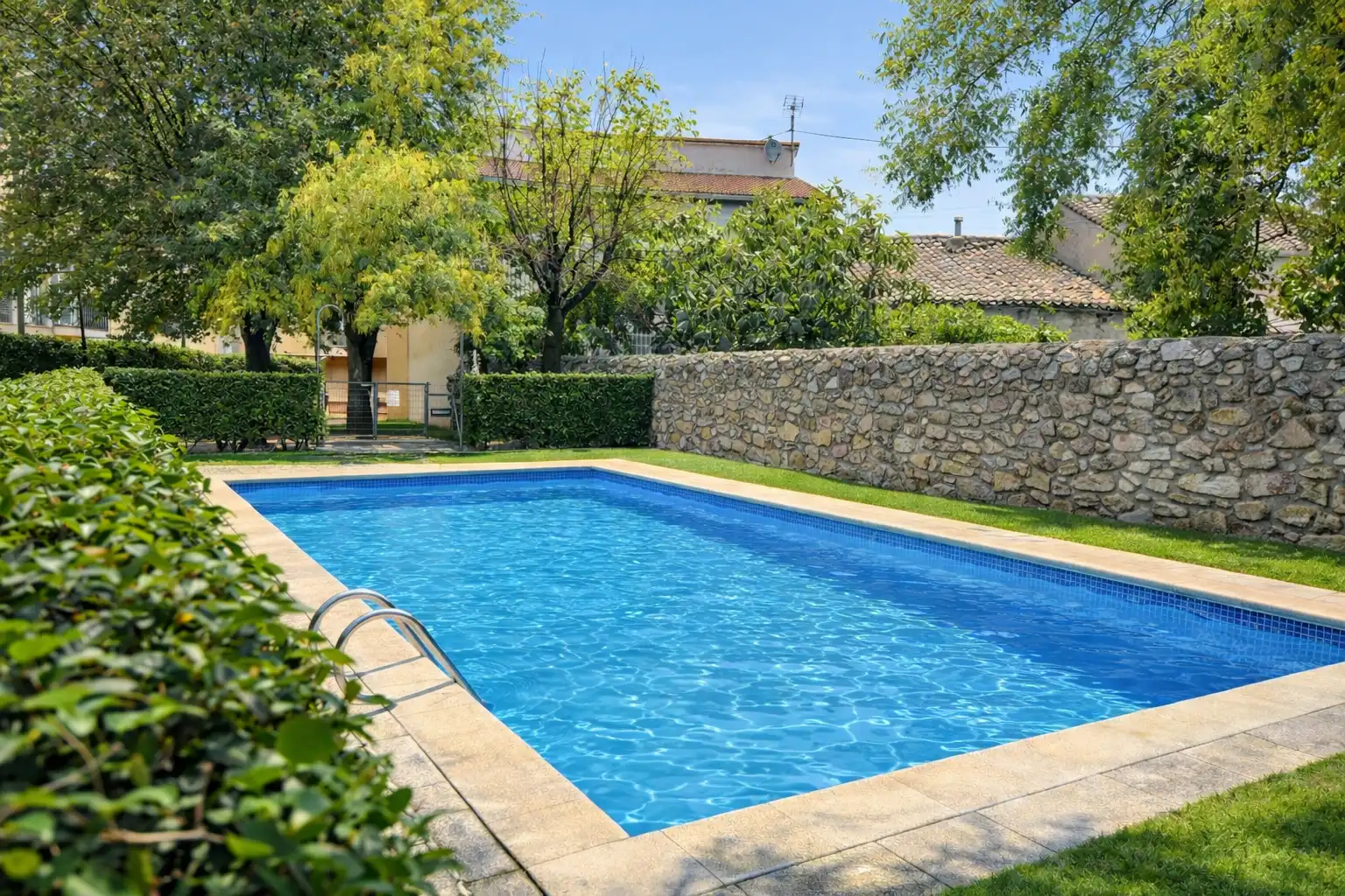 Wohnung zum Verkauf in Calle Espinarejo, 1, Villalba Pueblo Schwimmbecken von Wohnung zum Verkauf in Collado Villalba mit Heizung, Terrasse und Schwimmbad