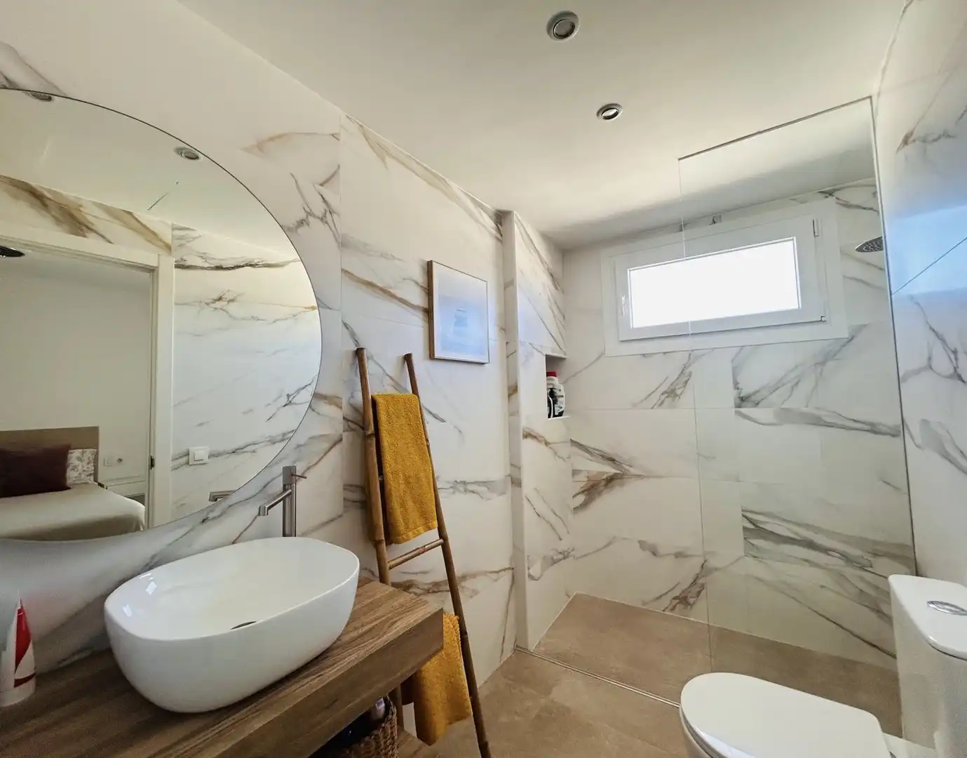 Casa adosada en venta en Avinguda D'antoni Maura, 36a, Pont d'Inca Baño de Casa adosada en venta en Marratxí con Aire acondicionado, Terraza y Piscina