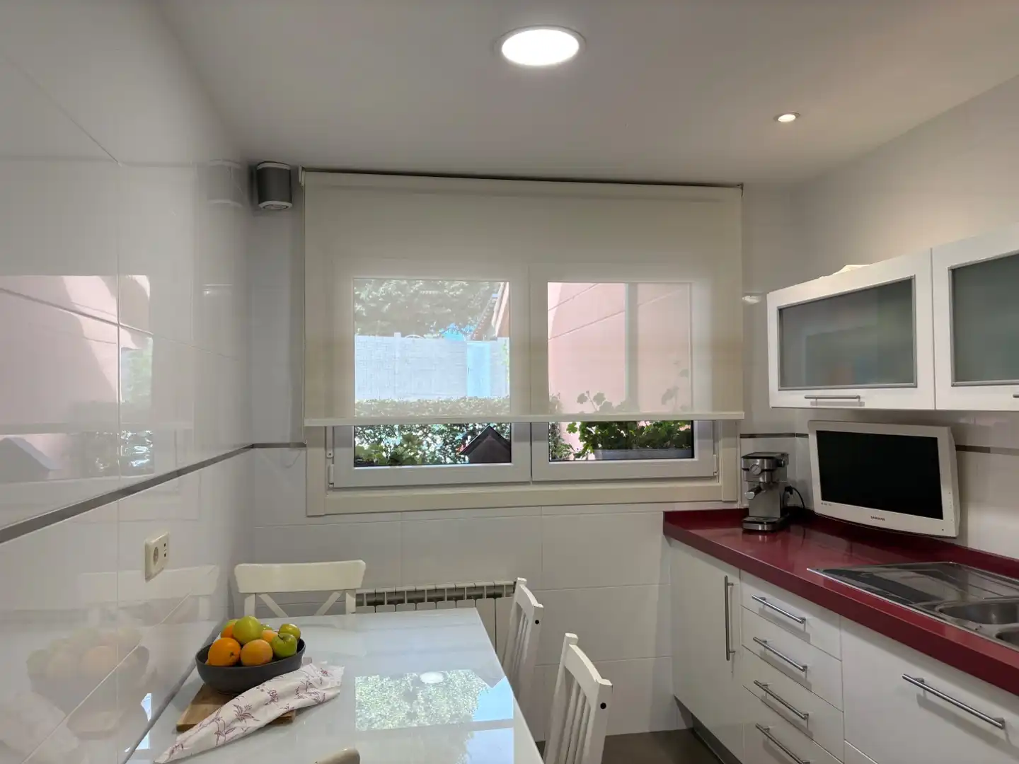 Casa adosada en venta en DP-5812, 62, Sada (A Coruña) Cocina de Casa adosada en venta en Sada (A Coruña) con Calefacción, Jardín privado y Parquet