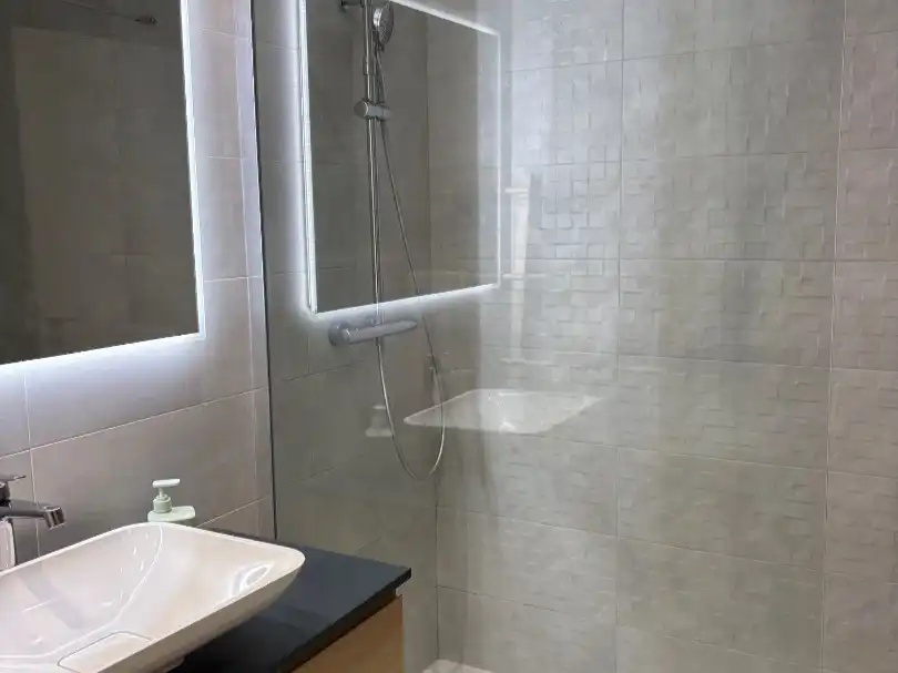 Casa adosada en venta en DP-5812, 62, Sada (A Coruña) Baño de Casa adosada en venta en Sada (A Coruña) con Calefacción, Jardín privado y Parquet
