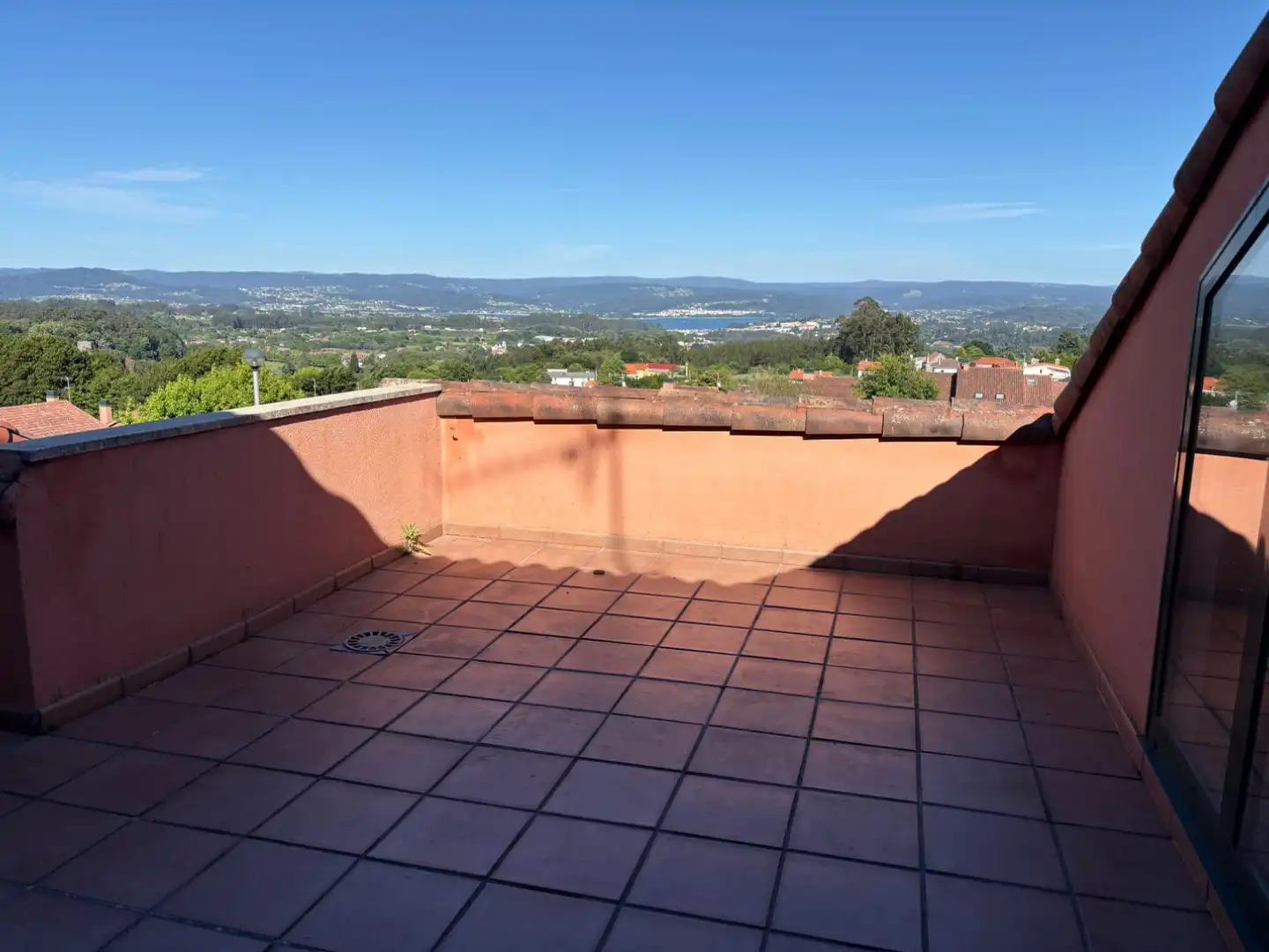 Casa adosada en venta en DP-5812, 62, Sada (A Coruña) Terraza de Casa adosada en venta en Sada (A Coruña) con Calefacción, Jardín privado y Parquet