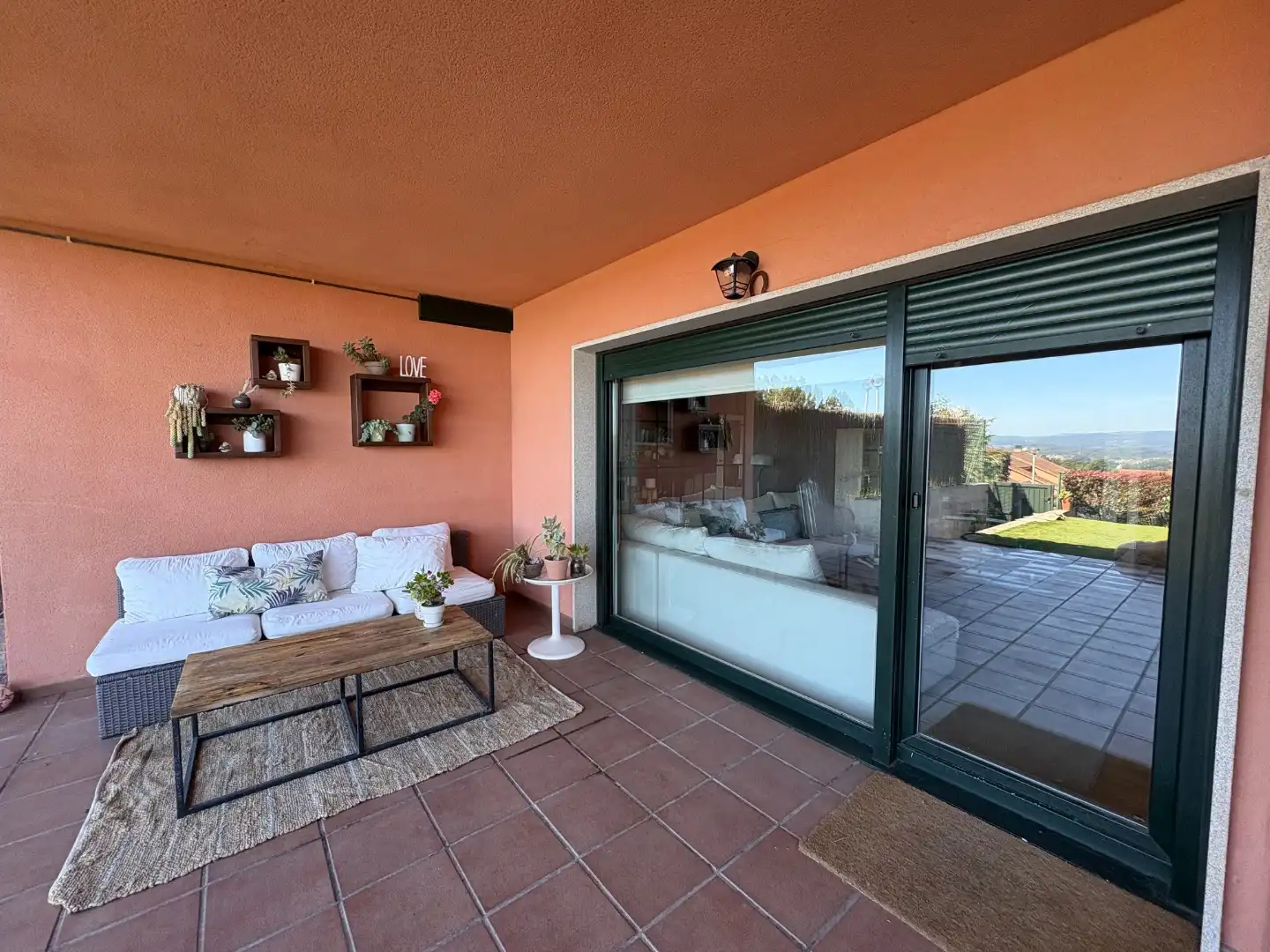 Casa adosada en venta en DP-5812, 62, Sada (A Coruña) Terraza de Casa adosada en venta en Sada (A Coruña) con Calefacción, Jardín privado y Parquet