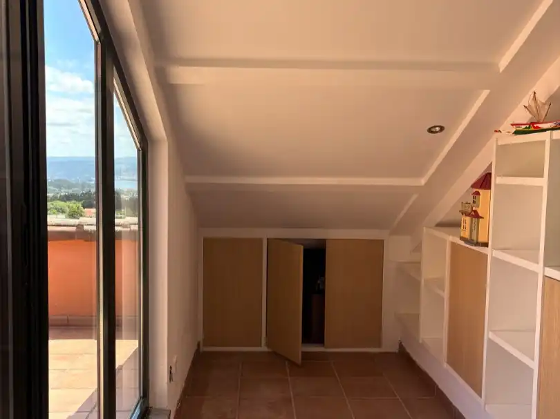 Casa adosada en venta en DP-5812, 62, Sada (A Coruña) Terraza de Casa adosada en venta en Sada (A Coruña) con Calefacción, Jardín privado y Parquet