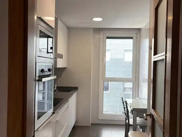 Wohnung zur Miete in Avenida de Barcelona, 27, Campus Sur - Santa Marta Wohnung zur Miete in Avenida de Barcelona, 27, Campus Sur - Santa Marta