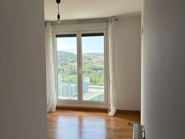 Wohnung zur Miete in Avenida de Barcelona, 27, Campus Sur - Santa Marta Wohnung zur Miete in Avenida de Barcelona, 27, Campus Sur - Santa Marta
