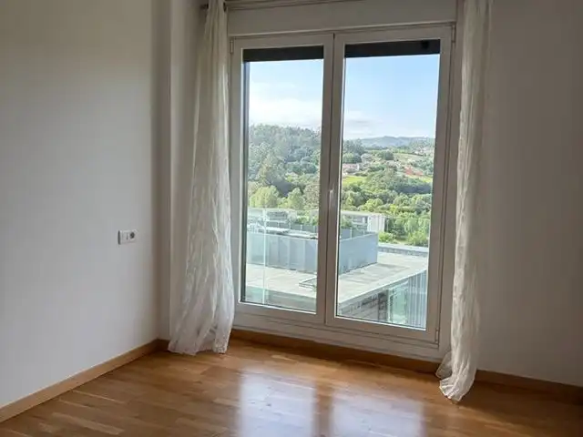 Wohnung zur Miete in Avenida de Barcelona, 27, Campus Sur - Santa Marta Wohnung zur Miete in Avenida de Barcelona, 27, Campus Sur - Santa Marta