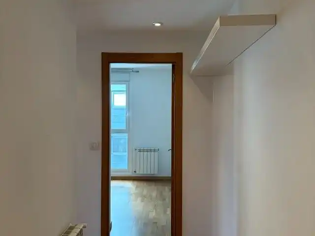 Wohnung zur Miete in Avenida de Barcelona, 27, Campus Sur - Santa Marta Wohnung zur Miete in Avenida de Barcelona, 27, Campus Sur - Santa Marta