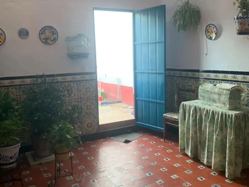 Casa adosada en venda a Calle Virgen de las Virtudes, 8, La Puebla de Cazalla Casa adosada en venda en La Puebla de Cazalla amb Aire condicionat i Terrassa
