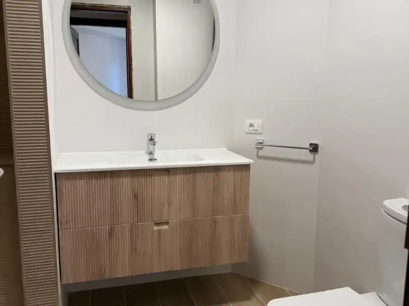 Pis de lloguer a Avenida de Veinticinco de Julio, 6, Duggi - Rambla - Los Hoteles Bany de Pis de lloguer en Santa Cruz de Tenerife amb Aire condicionat, Calefacció i Traster