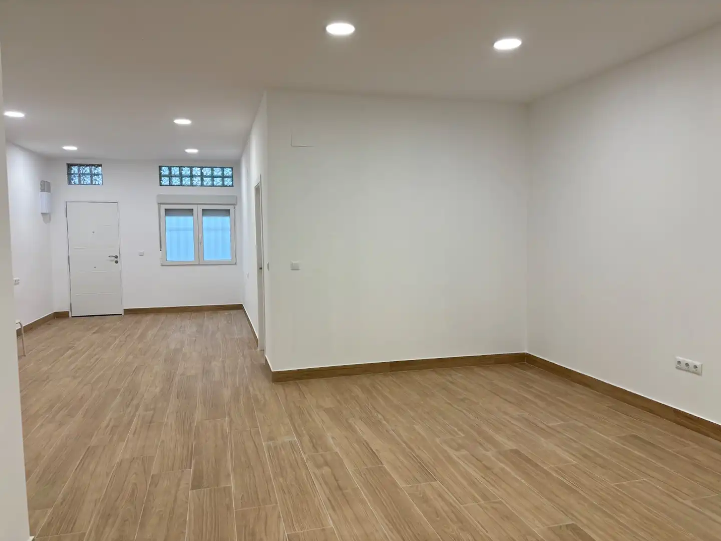 Flat for rent in Carrer de Ramón i Cajal, 1, Alaquàs Flat for rent in Alaquàs with Air Conditioner and Heating