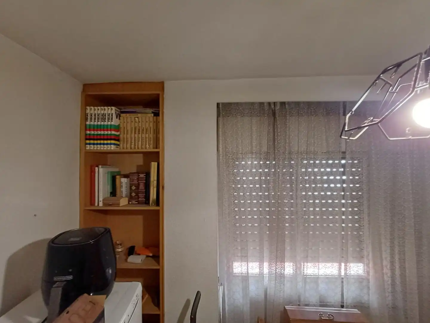 Piso en venta en Calle Curro Cúchares, 1, La Cruz Habitación de Piso en venta en Granada Capital con Balcón