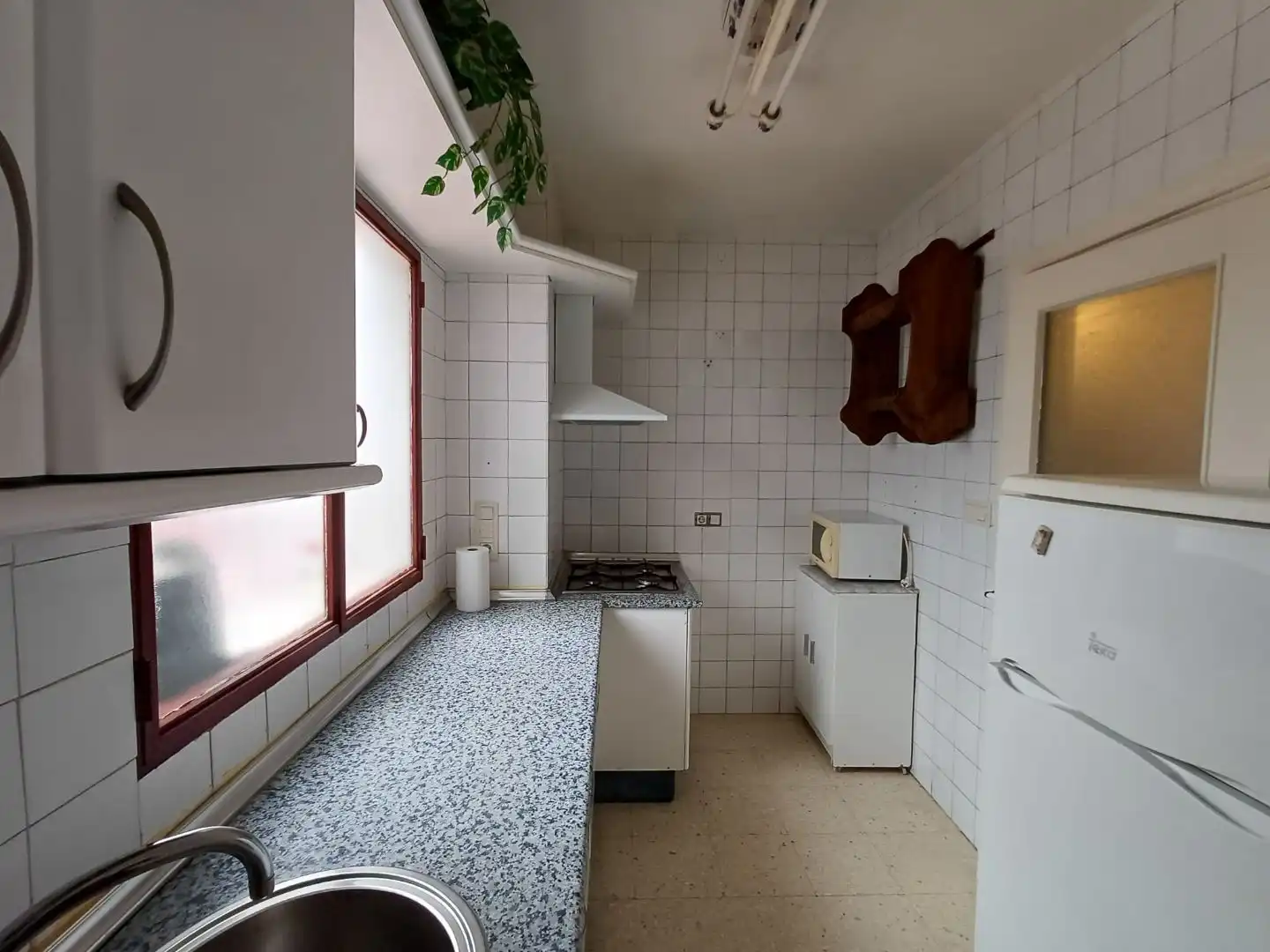 Piso en venta en Calle Curro Cúchares, 1, La Cruz Cocina de Piso en venta en Granada Capital con Balcón