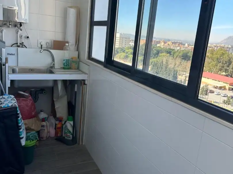 Cuina de Pis de lloguer en Alicante / Alacant amb Jardí privat, Terrassa i Piscina