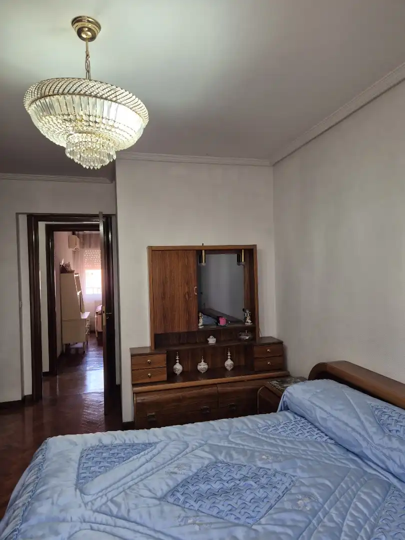 Habitación de Piso en venta en  Madrid Capital con Aire acondicionado, Terraza y Balcón